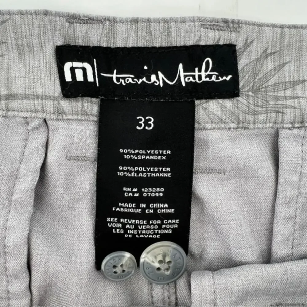 Travis Mathew Performance Golf Chino Shorts Mens 33 Gray Tropical Fern Print